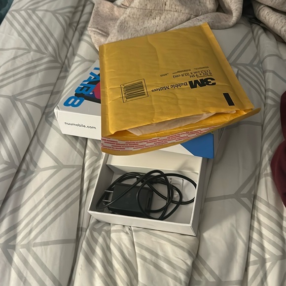 Meet your Posher, Christie - Picture 9 of 14